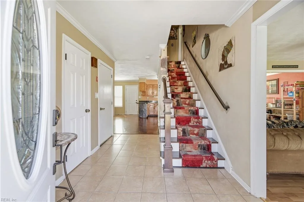 1033 Avenue E, Norfolk, VA 23513, USA - Photo 5