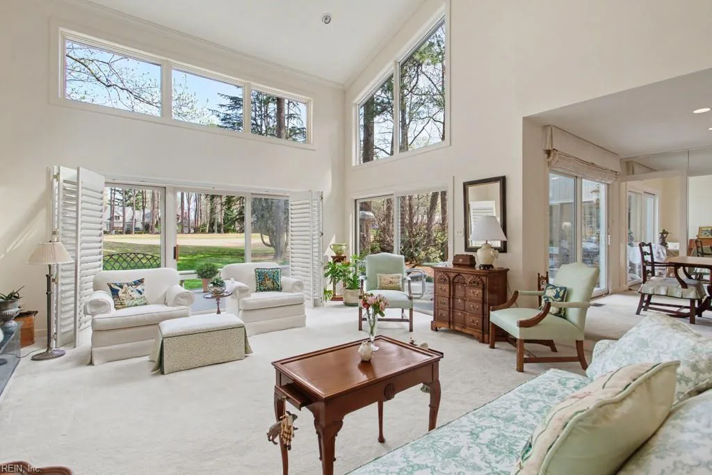 528 Fairfax WAY, Williamsburg — 3 bed Residential, 3,100 sqft