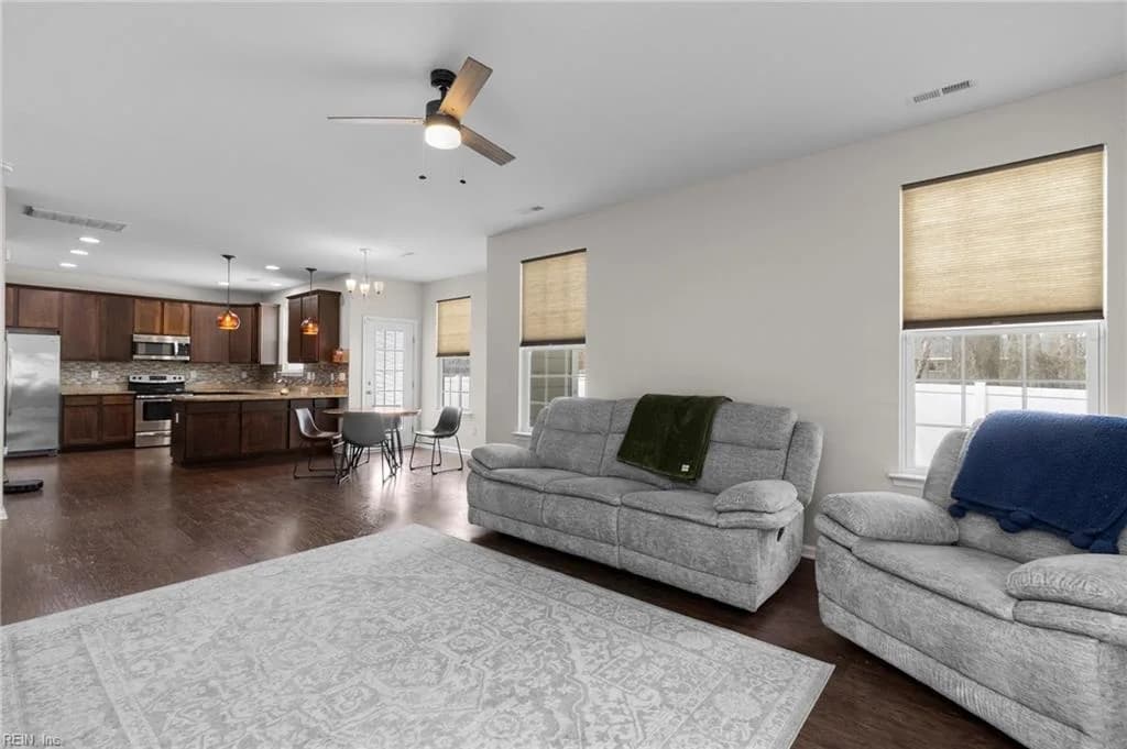 2160 Redgate DR, SUFFOLK VA 23434 - Photo 5