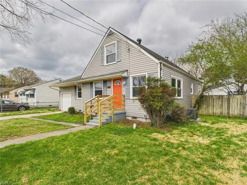 3304 Greenwood DR, HAMPTON VA 23666 - Photo 3