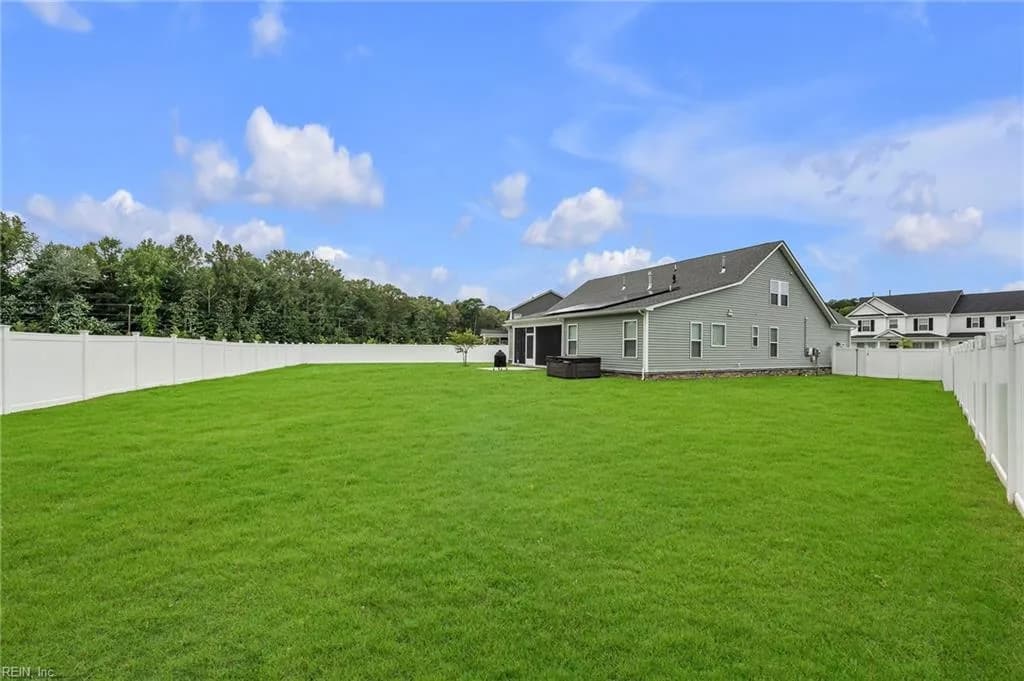 206 Selby CT, SUFFOLK VA 23435 - Photo 3