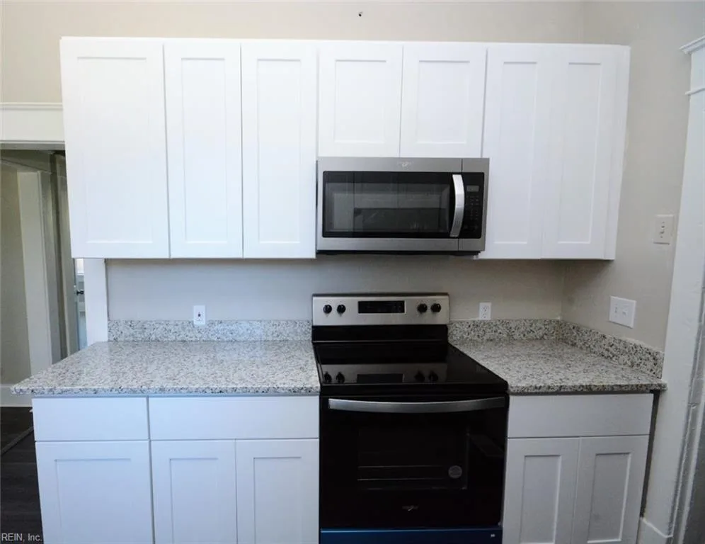 110 E Bay AVE, NORFOLK VA 23503 - Photo 5