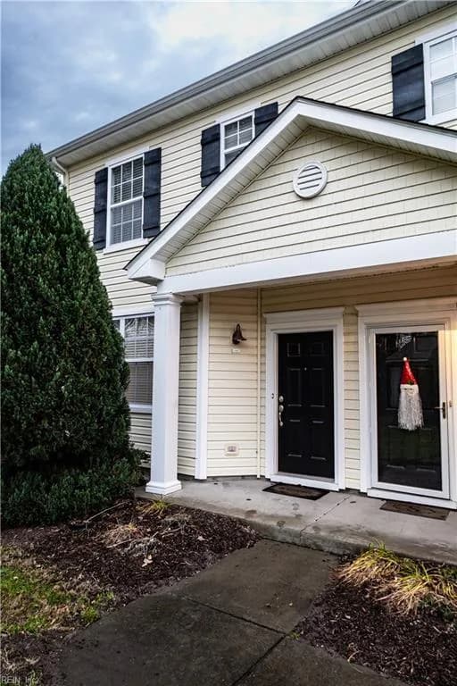 1462 Titchfield DR, CHESAPEAKE VA 23320 - Main photo