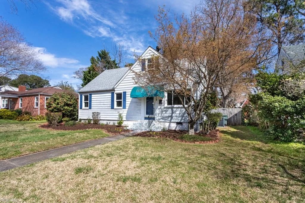 212 Forsythe ST, Norfolk — 4 bed Residential, 1,913 sqft