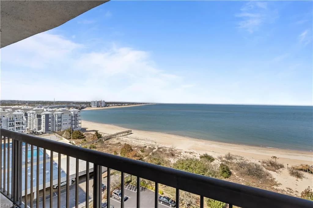 3288 Page AVE #911, VIRGINIABEACH VA 23451 - Photo 2