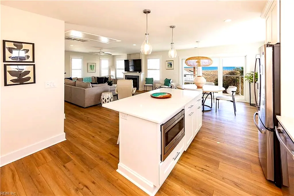106 70th ST #B, VIRGINIABEACH VA 23451 - Photo 5