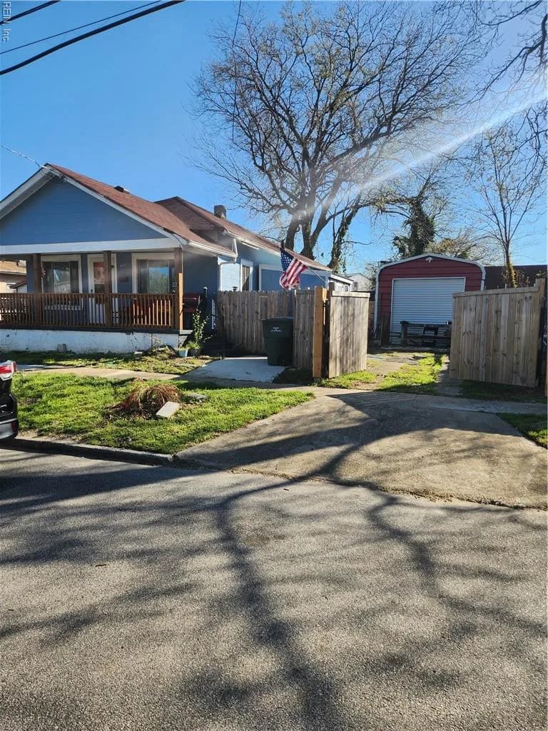 2814 Leo ST, NORFOLK VA 23504 - Photo 2
