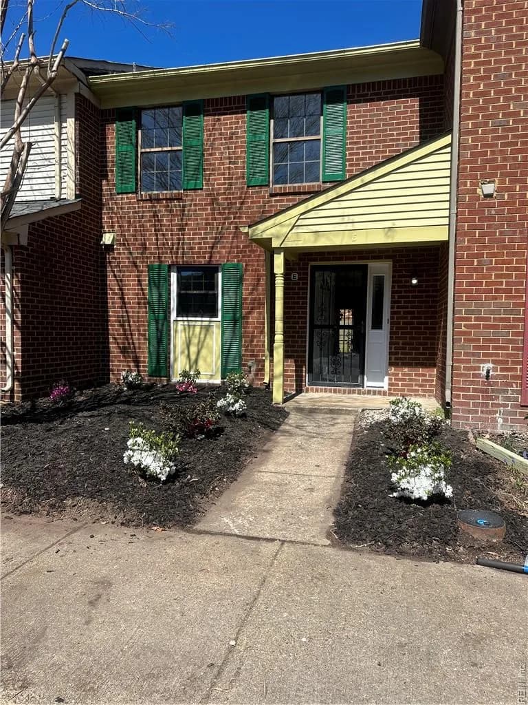 369 Deputy LN #E, NEWPORT NEWS VA 23608 - Main photo