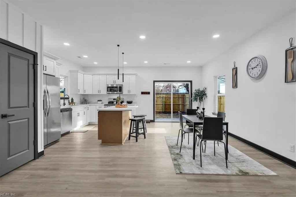 26 Booker ST, HAMPTON VA 23663 - Photo 3