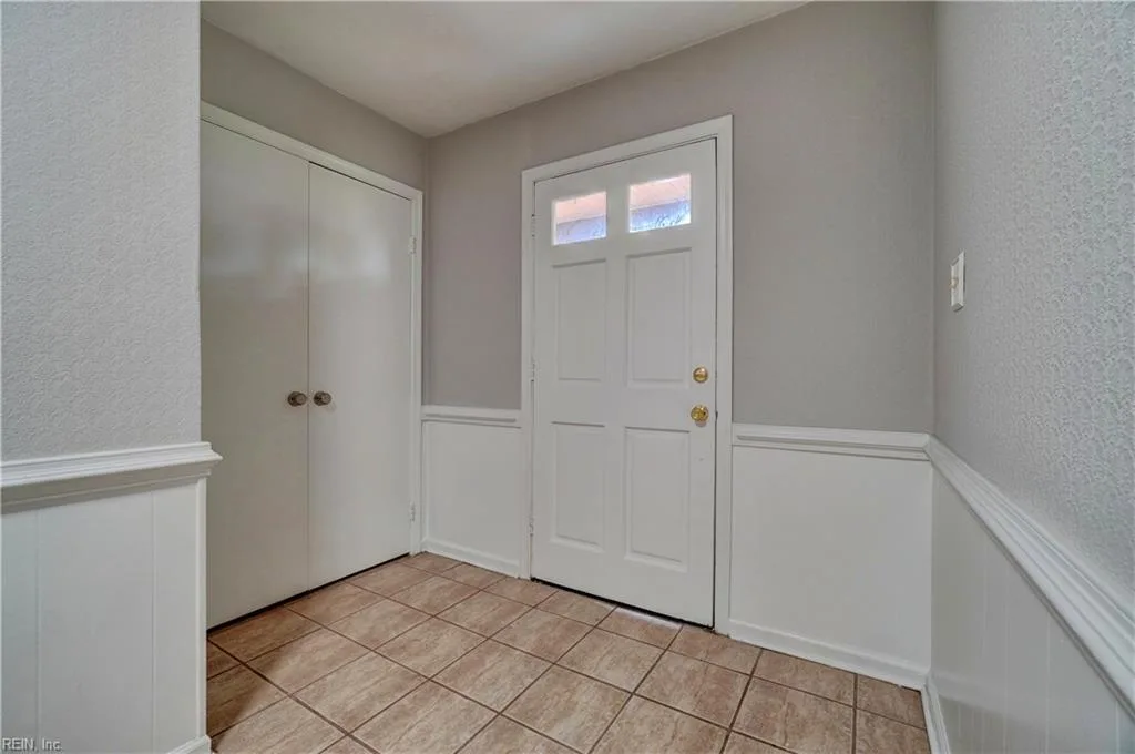 828 Timberlake DR, VIRGINIABEACH VA 23464 - Photo 5