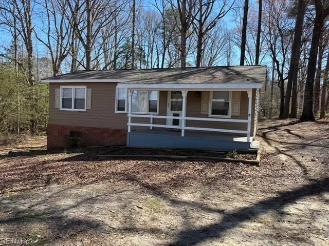 16426 Southampton PW, CAPRON VA 23829 - Main photo