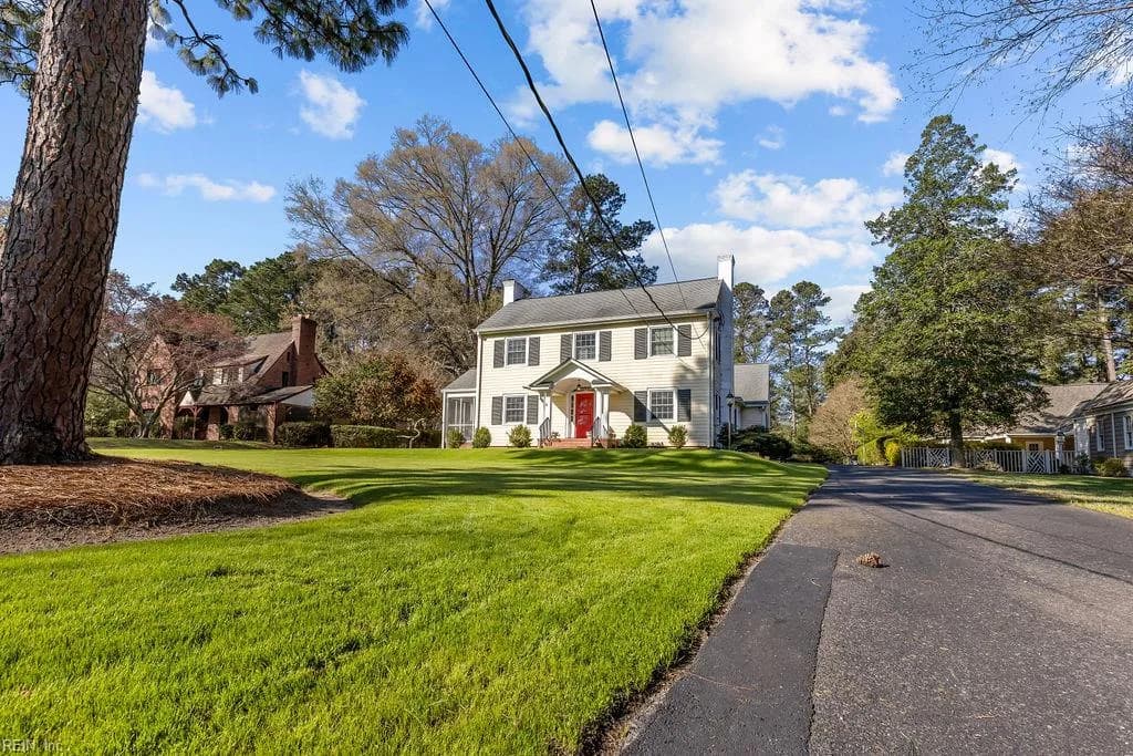 405 Meadow LN, FRANKLIN VA 23851 - Photo 3
