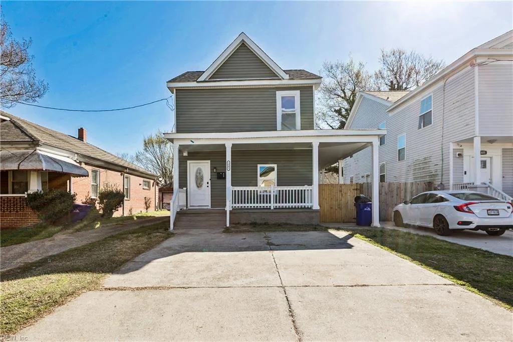 1801 Elm AVE, Portsmouth — 4 bed Residential, 1,608 sqft