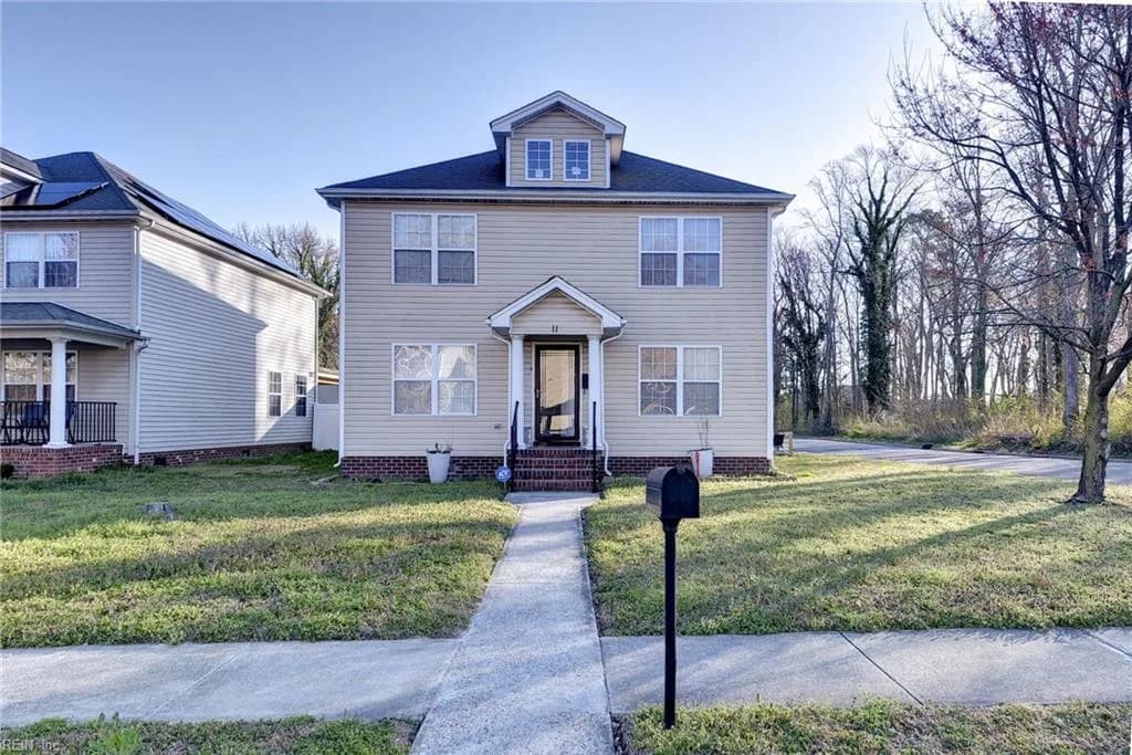 11 Sherazi DR, HAMPTON VA 23663 - Photo 3