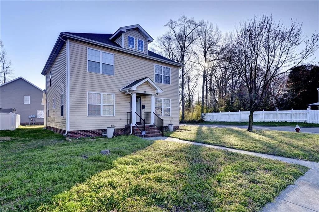 11 Sherazi DR, HAMPTON VA 23663 - Photo 4