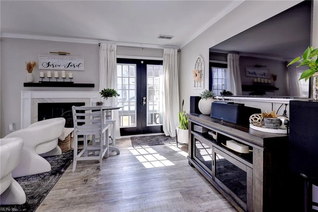 162 Wellesley DR, Newport News — 2 bed Residential, 1,312 sqft