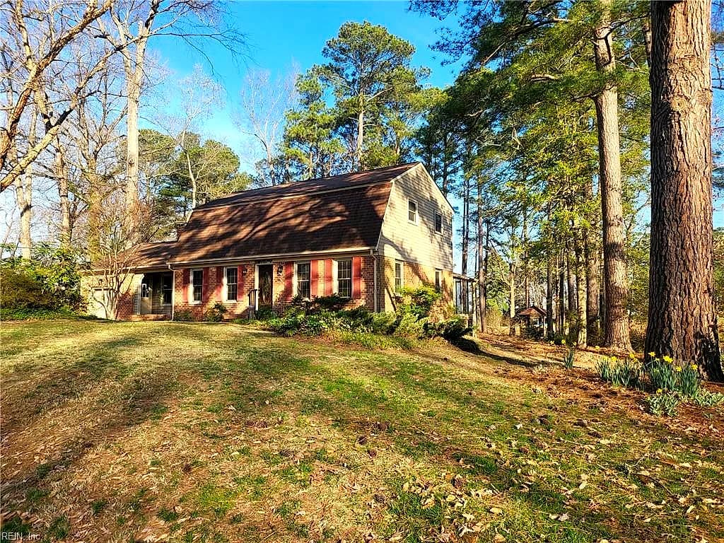 536 Kerry Lake DR, NEWPORT NEWS VA 23602 - Main photo