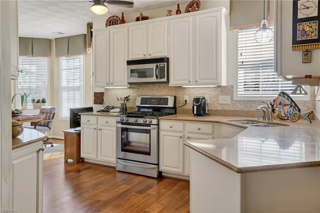 2821 Majestic Oak CT, VIRGINIABEACH VA 23456 - Photo 5