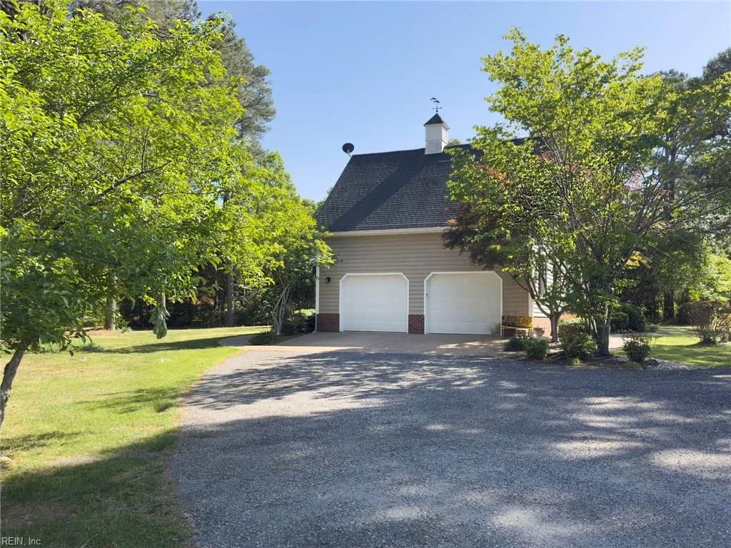 229 Skipjack LN, COBBSCREEK VA 23035 - Photo 3