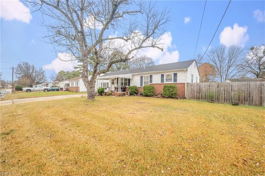1061 Saint Julian DR, CHESAPEAKE VA 23323 - Photo 4