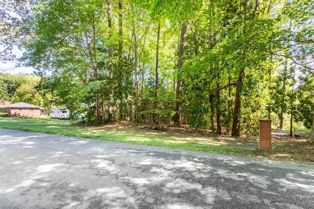 42 Scufflefield RD, NEWPORTNEWS VA 23602 - Photo 5