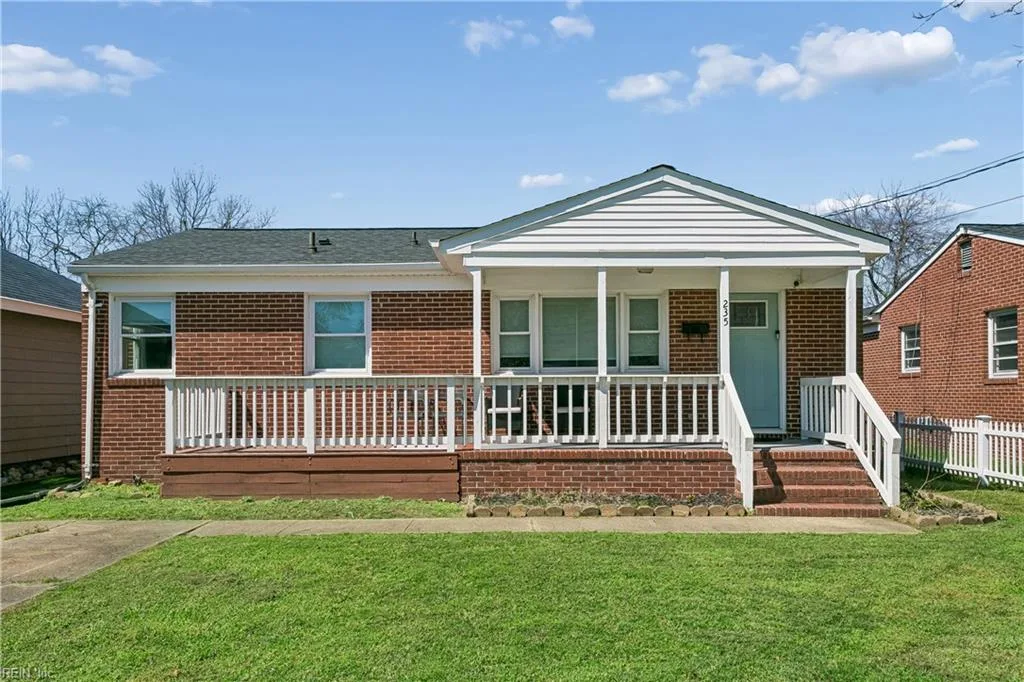 235 N First ST, Hampton — 4 bed Residential, 1,297 sqft