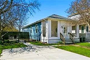 307 N First ST, Hampton — 3 bed Residential, 1,200 sqft