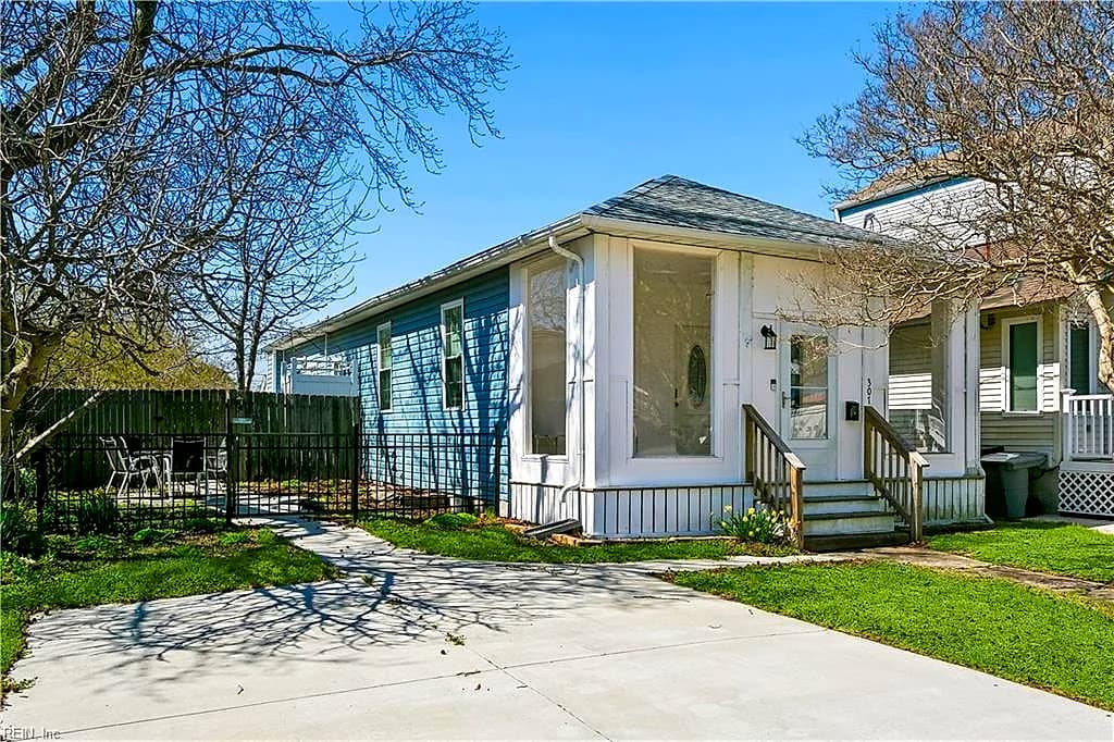 307 N First ST, HAMPTON VA 23664 - Main photo