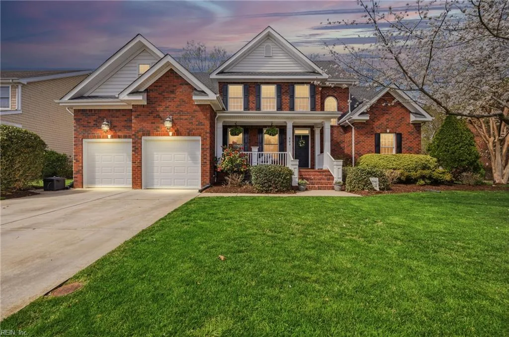 809 Falls Creek DR, Chesapeake — 5 bed Residential, 3,447 sqft