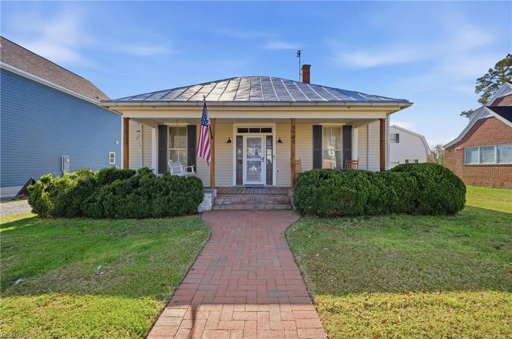 6404 Whaleyville BLVD, SUFFOLK VA 23438