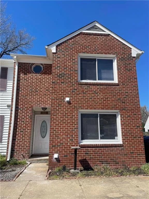 721 Rock Creek CT, VIRGINIABEACH VA 23462 - Photo 2