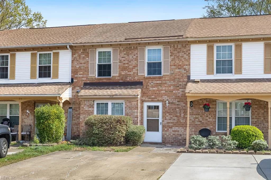 312 Seeman CT, VIRGINIABEACH VA 23452 - Photo 2