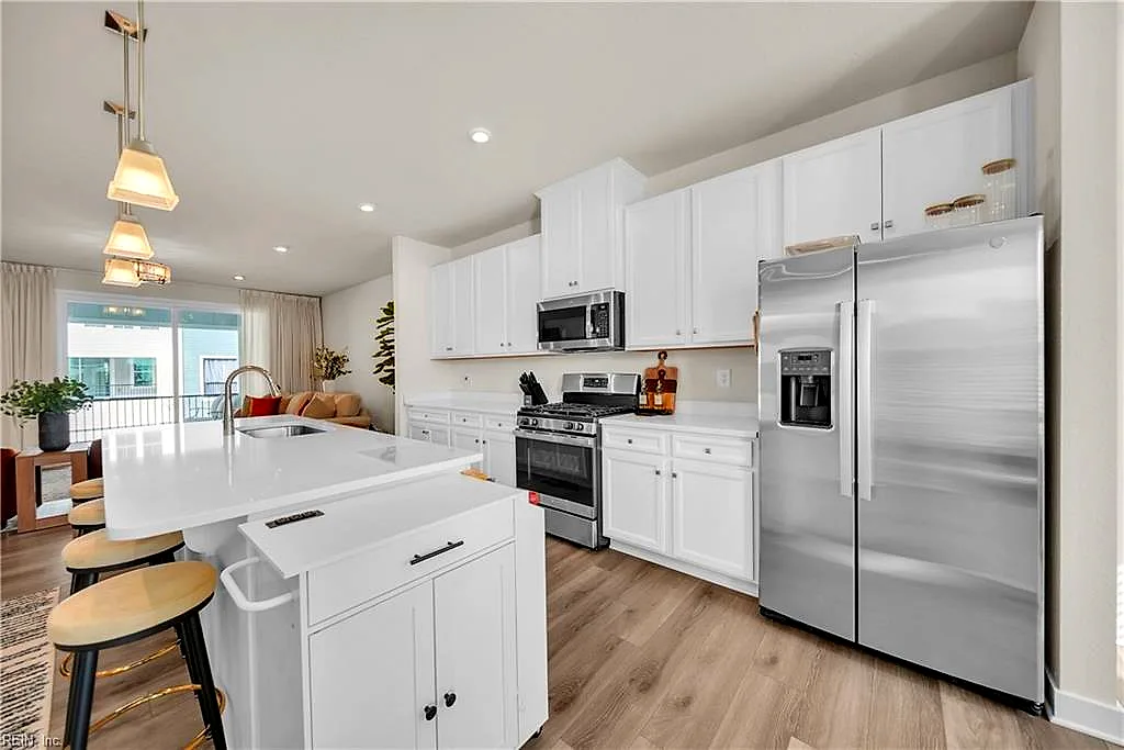 1241 Worden WAY, Suffolk — 3 bed Residential, 2,249 sqft