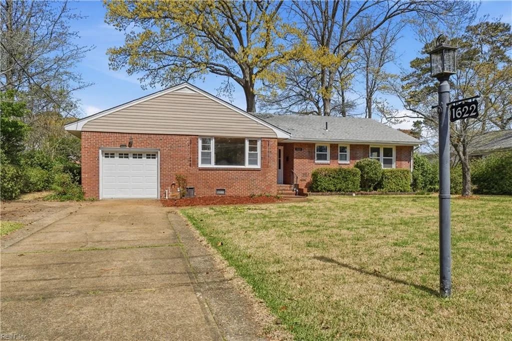 1622 Wapiti AVE, Norfolk — 3 bed Residential, 1,737 sqft