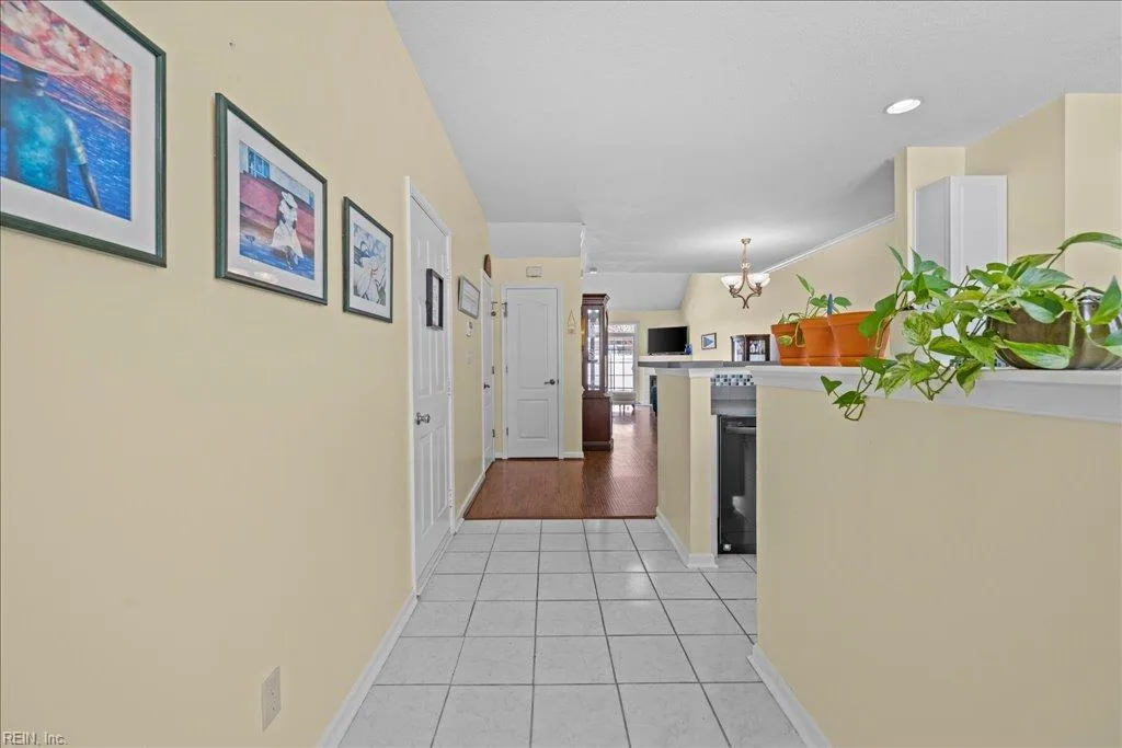 904 Becontree CT, VIRGINIABEACH VA 23462 - Photo 4