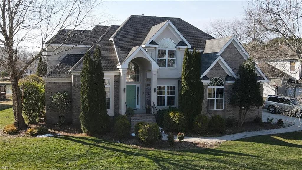 2516 Sanderson LN, Virginia Beach — 5 bed Residential, 3,300 sqft
