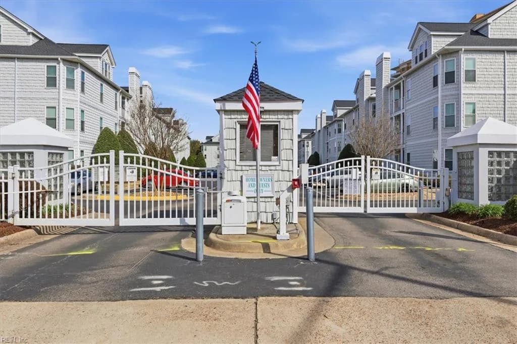 2312 Beach Haven DR #102, VIRGINIABEACH VA 23451 - Main photo