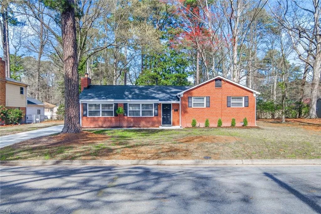 4 Dundee RD, Hampton — 3 bed Residential, 1,398 sqft