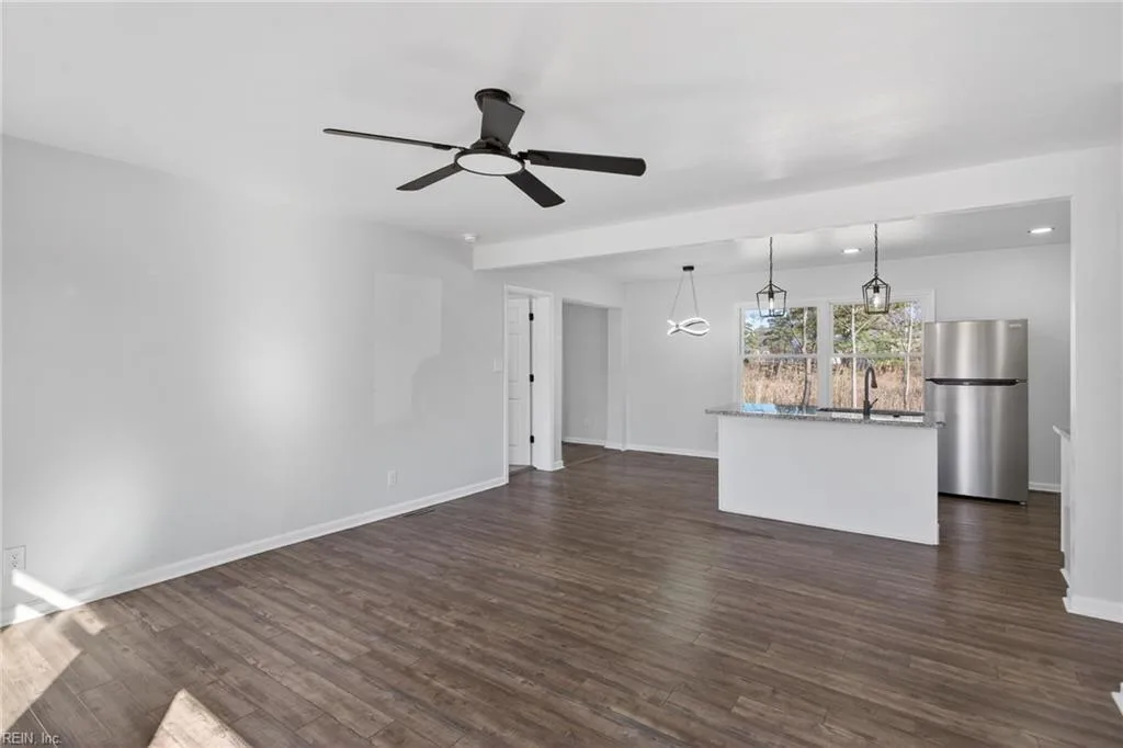 3728 Cardinal LN, PORTSMOUTH VA 23703 - Photo 3