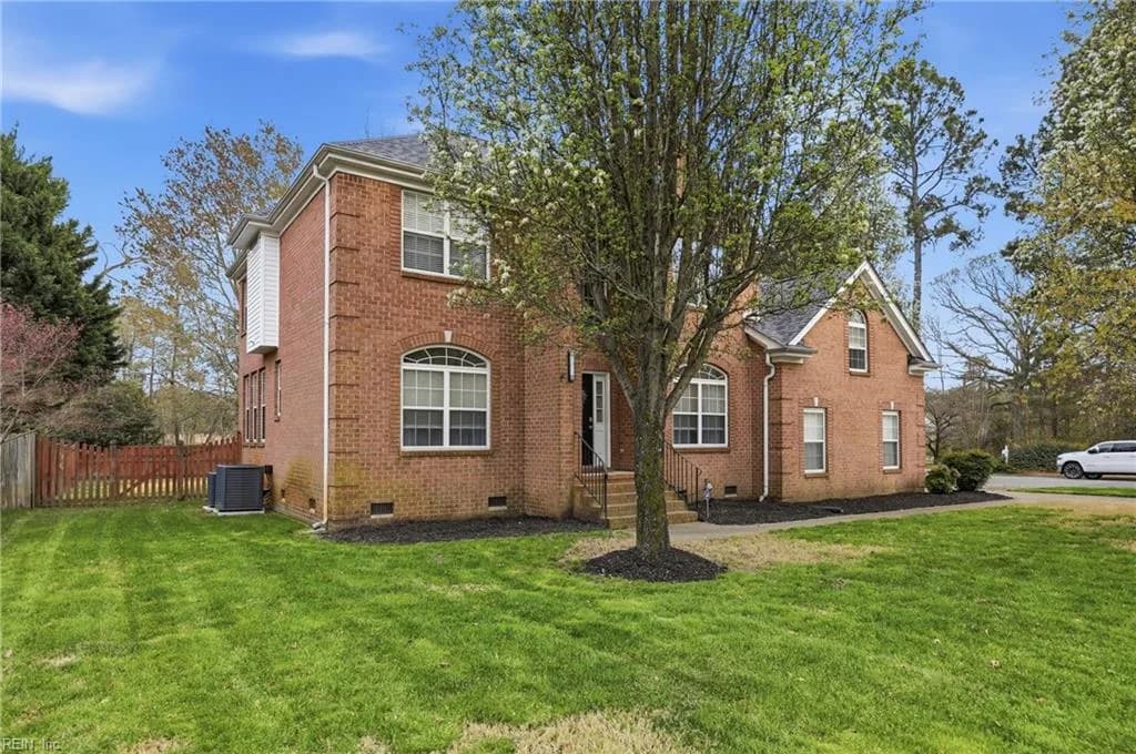 1501 James LNDG, CHESAPEAKE VA 23321 - Photo 3