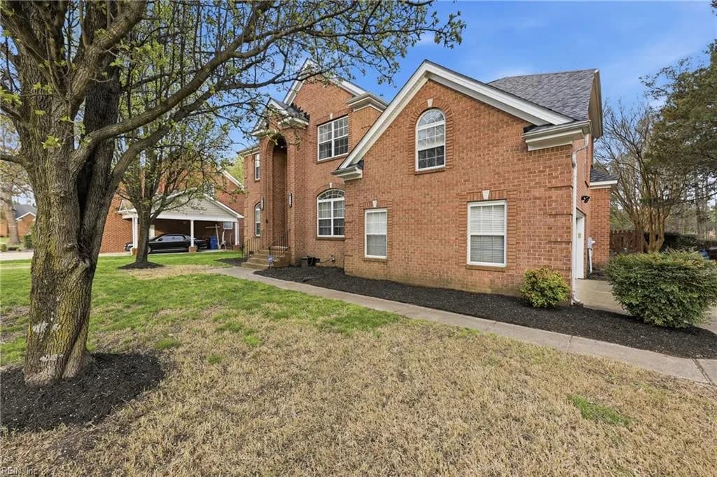 1501 James LNDG, CHESAPEAKE VA 23321 - Photo 4