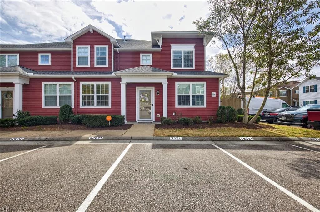 700 Lacy Oak DR, CHESAPEAKE VA 23320 - Main photo