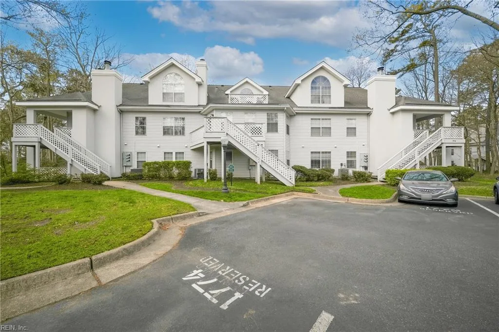 728 Inlet QUAY #J, Chesapeake — 3 bed Residential, 1,523 sqft