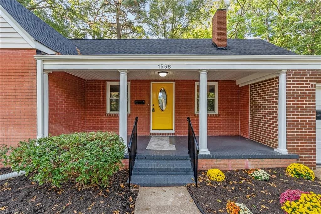 1555 Crane AVE, NORFOLK VA 23518 - Photo 5