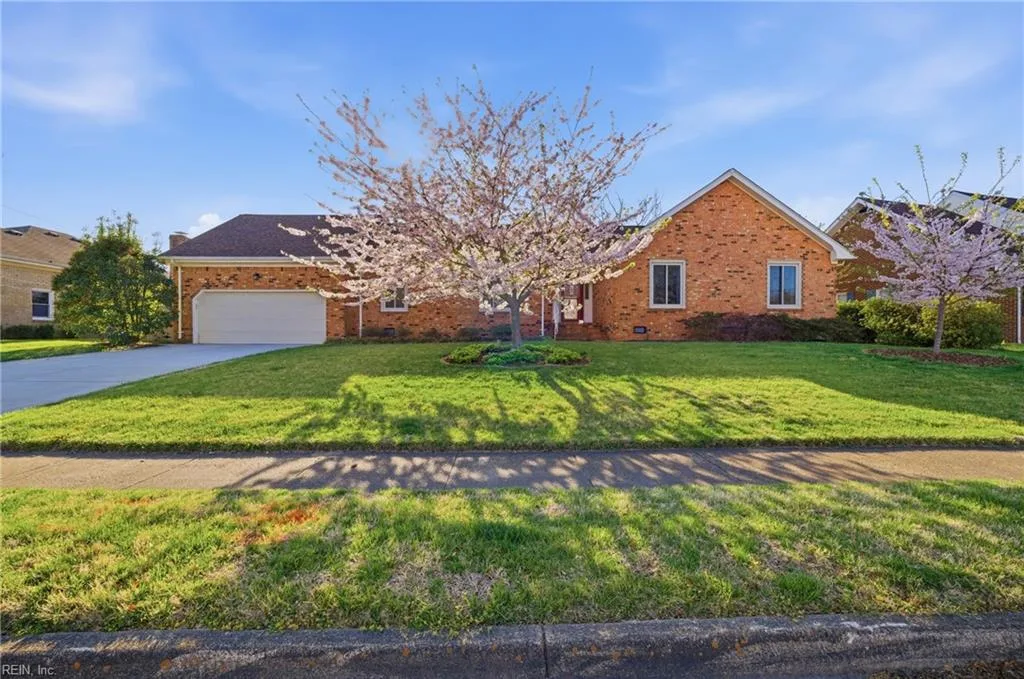 4717 Haygood Point RD, Virginia Beach — 4 bed Residential, 2,466 sqft