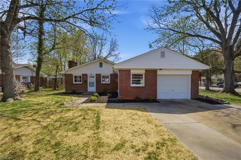 69 Stanley DR, NEWPORTNEWS VA 23608 - Main photo