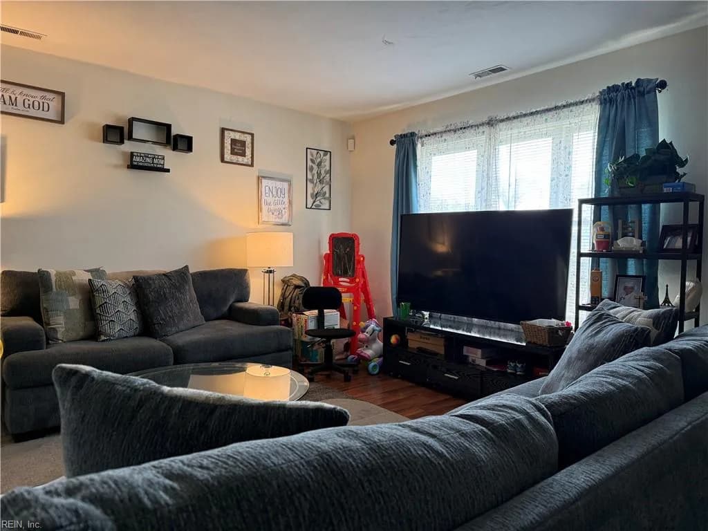 406 Osprey ST, VIRGINIABEACH VA 23462 - Photo 3