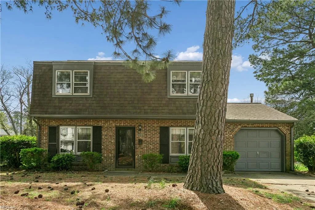 132 Traverse RD, Newport News — 5 bed Residential, 1,535 sqft