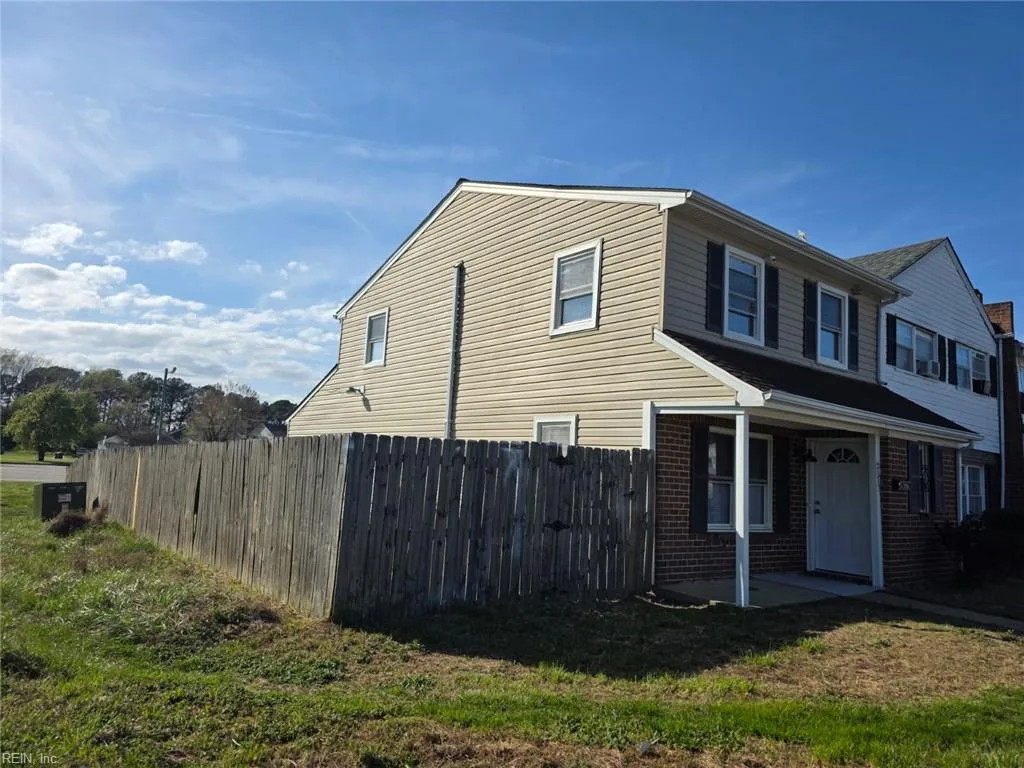 2517 King CT, Chesapeake — 3 bed Residential, 1,500 sqft