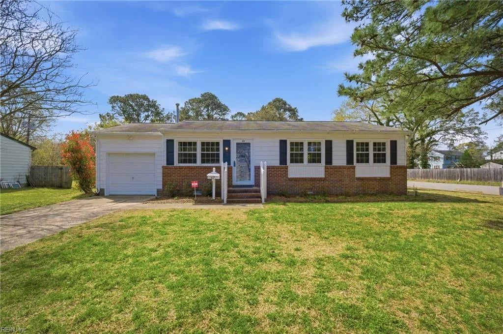 62 Hall RD, Hampton — 3 bed Residential, 1,393 sqft